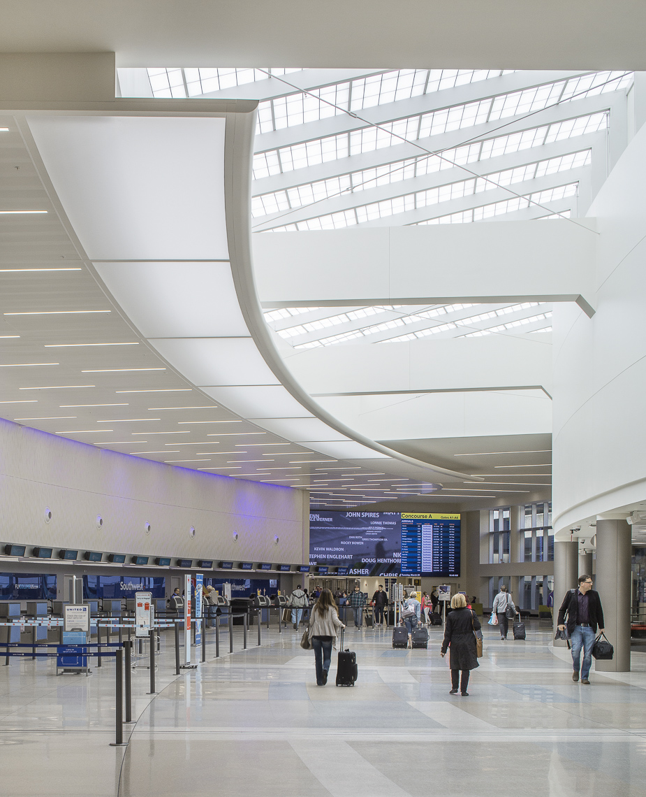 John Glenn International Airport Revitalization by AECOM & Turner Construction photographed by BRad Feinknopf based in Columbus, Ohio