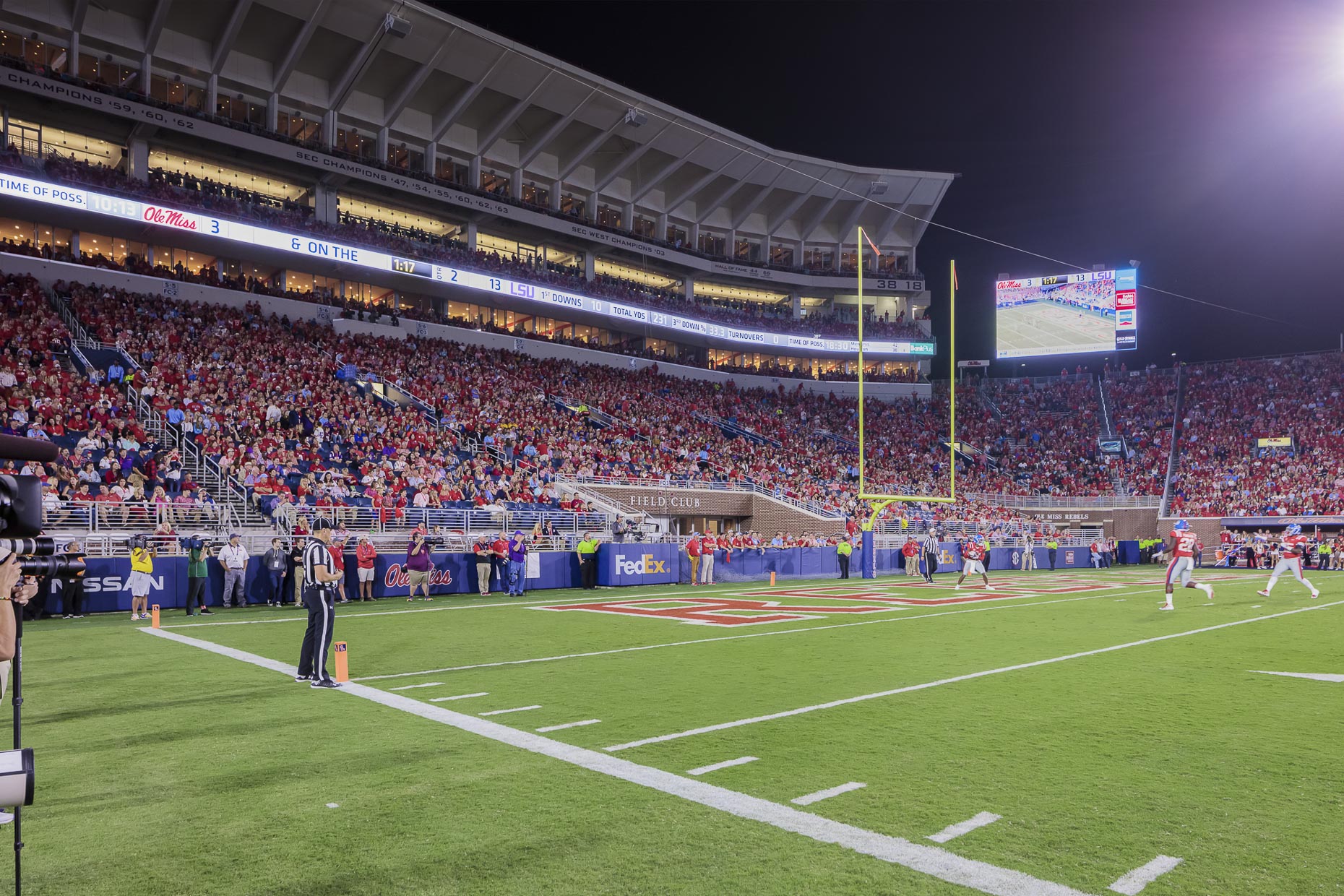 Ole Miss Vaught-Hemingway Stadium Expansion by AECOM photographed by Brad Feinknopf based in Columbus, Ohio