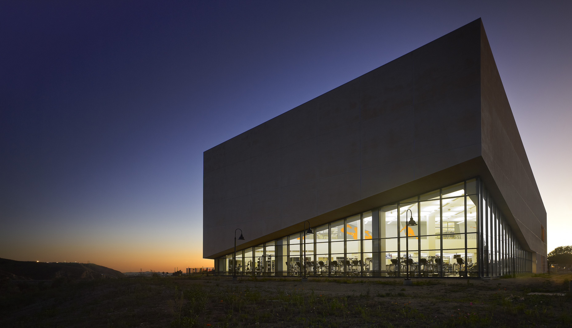 Mission College Student Recreation Center by Cannon Design photographed by Brad Feinknopf based in Columbus, Ohio