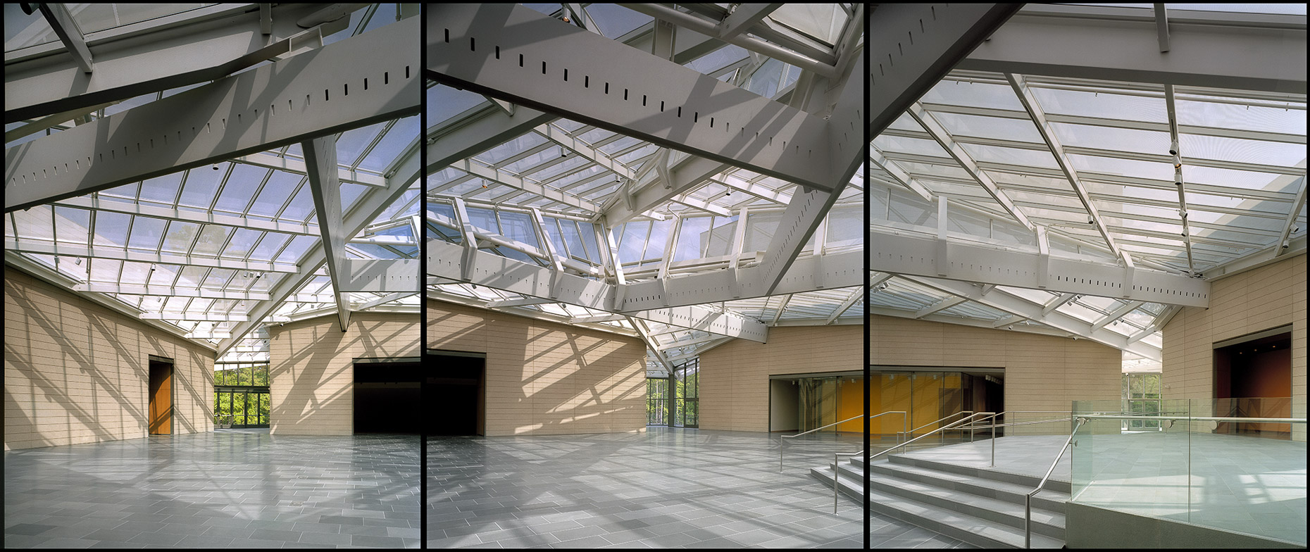 Duke University Nasher Museum of Art by Rafael Viñoly Architects photographed by Brad Feinknopf based in Columbus, Ohio